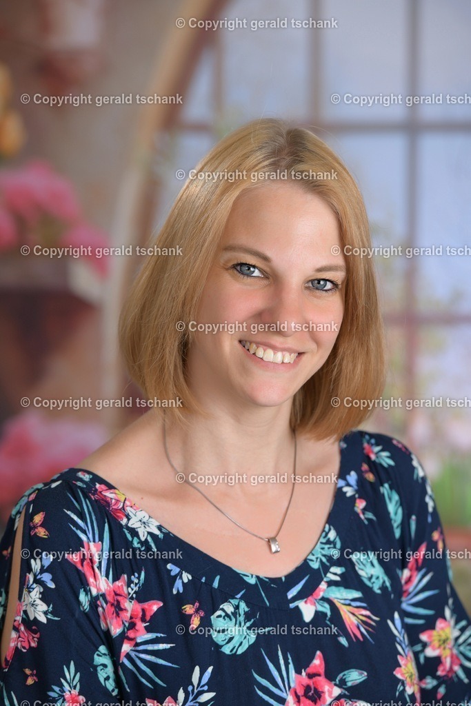 DSC_5831kor | Wählen Sie hier bitte Ihr bestes Foto aus, mit diesem Bild wird Ihr Set produziert. Sollten Sie kein Bild wählen oder mehrere suchen wir das Beste aus!