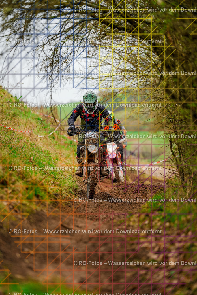 4 Lauf Mernes-935 | Sportfotografie von RO-Fotos: Motorsport, Motocross, Enduro, Laufveranstaltungen und Triathlon. Professionelle Fotos von Sportlern und Events. - Realisiert mit Pictrs.com