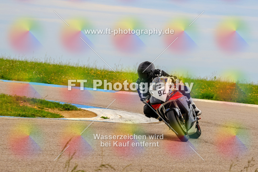 MotoTeam-2558 | Hier findet Ihr Bilder von Touristenfahrten auf der Nürburgring Nordschleife oder von anderen Veranstaltungen die ich besucht habe. Viel Spass beim Durch Schauen 