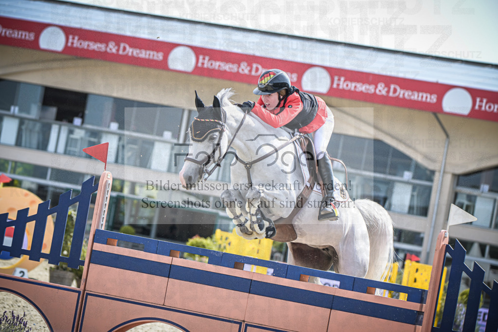 DOS_0061 | Entdecke hochwertige Reitturnierfotos von Foto Oger. Professionell, emotional und authentisch – jetzt Lieblingsmomente im Shop bestellen. - Realisiert mit Pictrs.com