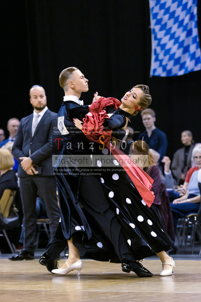 20241102_DM_HGR_Std_09882 | Tanzsportbilder, Standardtanz, Lateintanz, WDSF, DTV, LTVB, dancecomp, goc, hessen tanzt, blaues band der spree, walzer, tango, wiener walzer, slowfox, quickstepp, samba, rumba, cha-cha-cha, paso doble. jive, hd-kroft photography, turniertanzsport