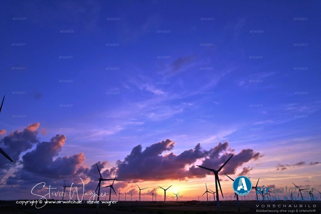 Windpark Breklumer-Koog | Luftbild, Windenergieanlagen, Enercon, Windpark Breklumer Koog