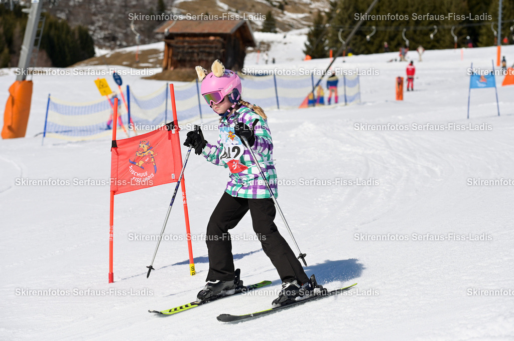 SRF_27.02.2026_745 | Skirennfotos,Serfaus,Fiss,Ladis,Kinderskirennen,Winter,Tirol,Oberland,skirace,SFL,feelfree,weil wir's genießen,ski,Ski,skifahren,Sonnenplateau, - Realisiert mit Pictrs.com