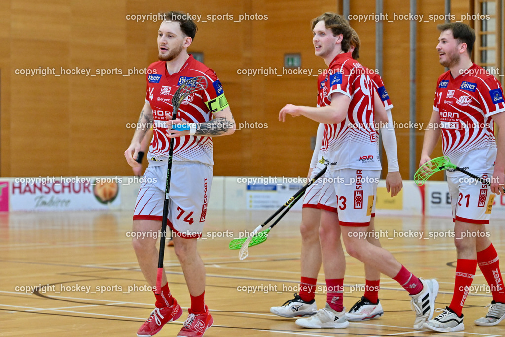 VSV Unihockey vs. KAC Floorball | #74 Luca Wurmitzer KAC Floorball, #93 Marcel Gappmayer KAC Floorball, #21 Tobias Grabner KAC Floorball, VSV Unihockey vs. KAC Floorball, VSV Unihockey vs. KAC Floorball am 12.04.2025 in Villach (Ballspielhalle St. Martin), Austria, (Photo by Bernd Stefan)