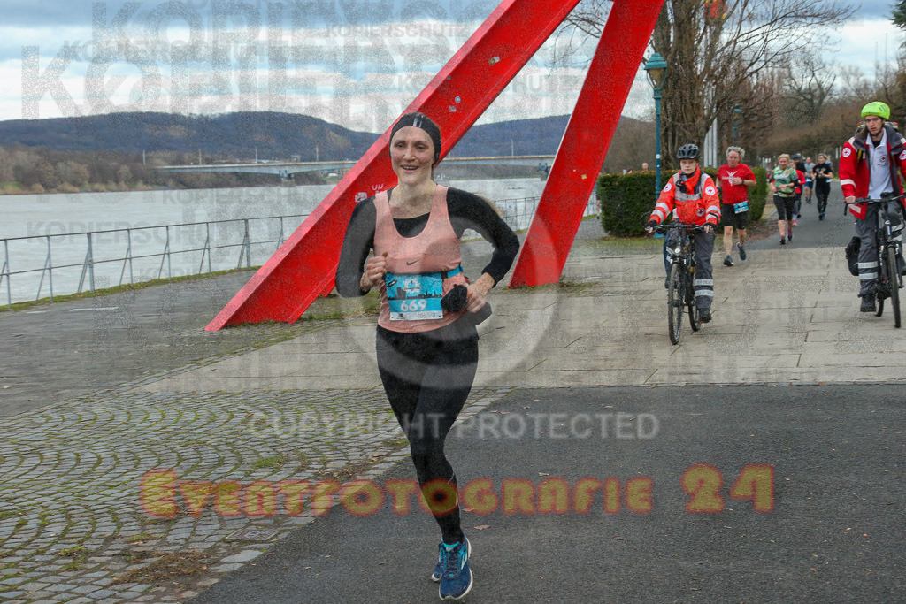 221231_1200_EX1_0032 | Sportfotografie im Rhein-Sieg Kreis, Köln, Bonn, NRW, Rheinland Pfalz, Hessen, etc. Unser Tätigkeitsfeld umfasst den Laufsport vom Volkslauf über den Marathon, Duathlon, Triathon bis zum Ultralauf wie Kölnpfad Ultra oder Schindertrail.