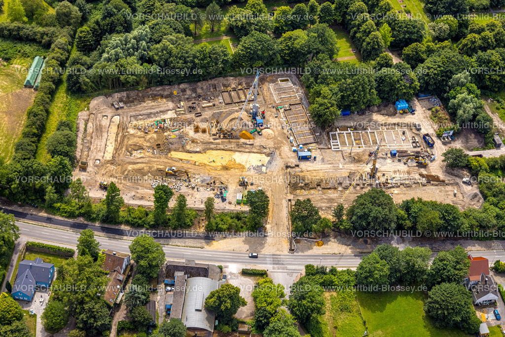 Muelheim240702672 | Luftbild, Flüchtlingsunterkunft Baustelle mit Neubau an der Zeppelinstraße, ehemalige alte Stadtgärtnerei, Holthausen - West, Mülheim an der Ruhr, Ruhrgebiet, Nordrhein-Westfalen, Deutschland