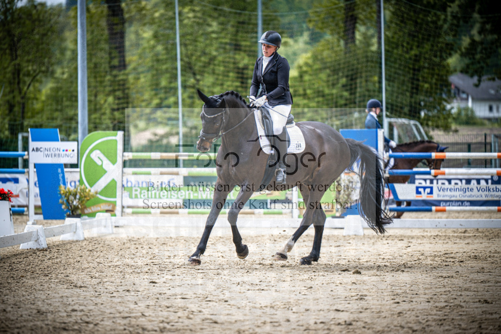 DOS_1436 | Reitturnier Venne - Realisiert mit Pictrs.com