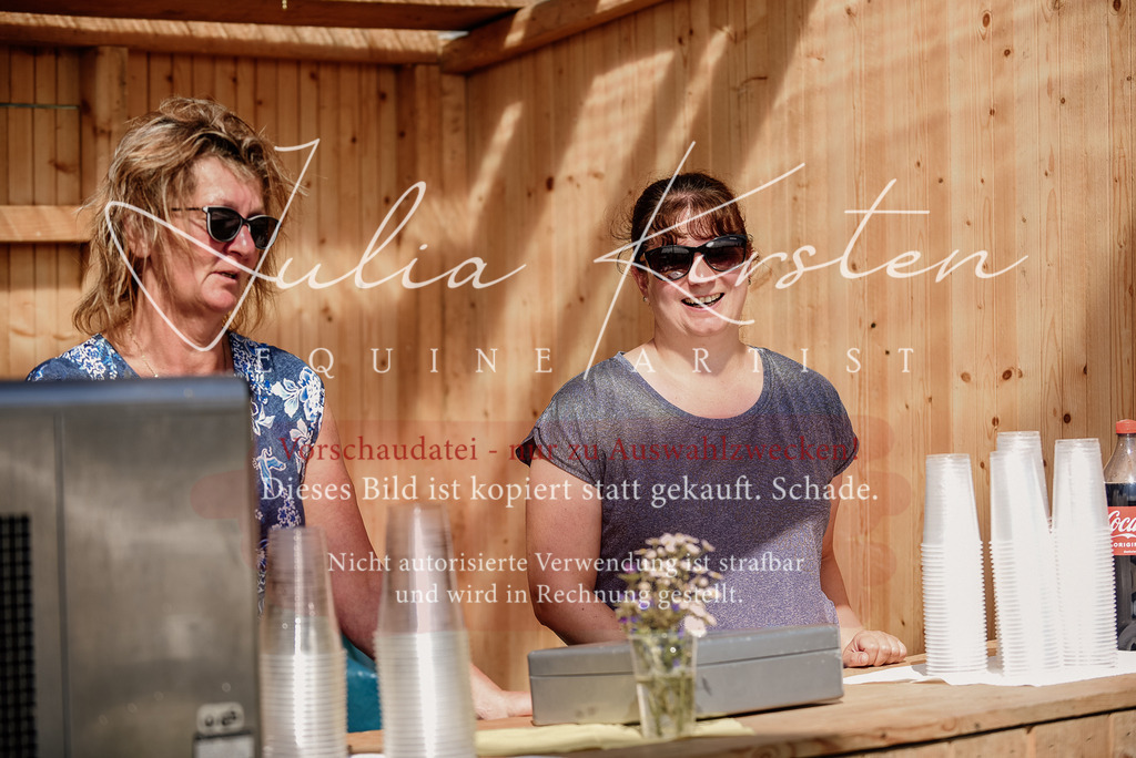 DSC_8766 | Pferde- und Turnierfotografie in Westsachsen. Pferdeportraits, Auftragszeichnungen und intuitive Kunst.