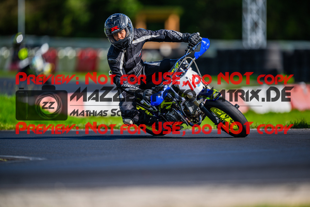 MaZZes_FotoMatrix_230920_0728 | Fotograf Mathias Schmid
Sportfotograf,
Eventfotograf,
Hochzeitsfotograf,
Portraitfotograf