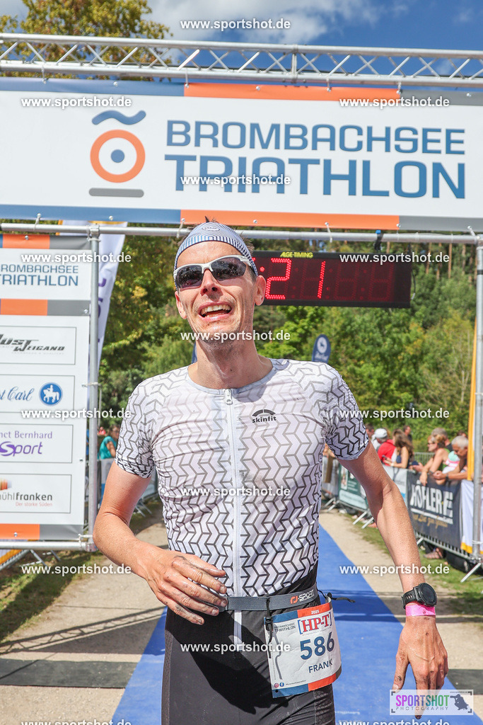 LUR_6261 | Brombachsee Triathlon 2025 #brombachseetriathlon #triathlonbrombachsee #yourpictrs #sportshot_your_pictrs @Sportshotphotography  www.sportshot.de