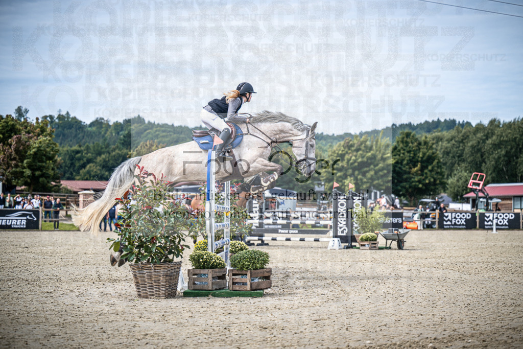 DOS_8769 | Entdecke hochwertige Reitturnierfotos von Foto Oger. Professionell, emotional und authentisch – jetzt Lieblingsmomente im Shop bestellen.Deutschlandweite Turnierfotografie. - Realisiert mit Pictrs.com
