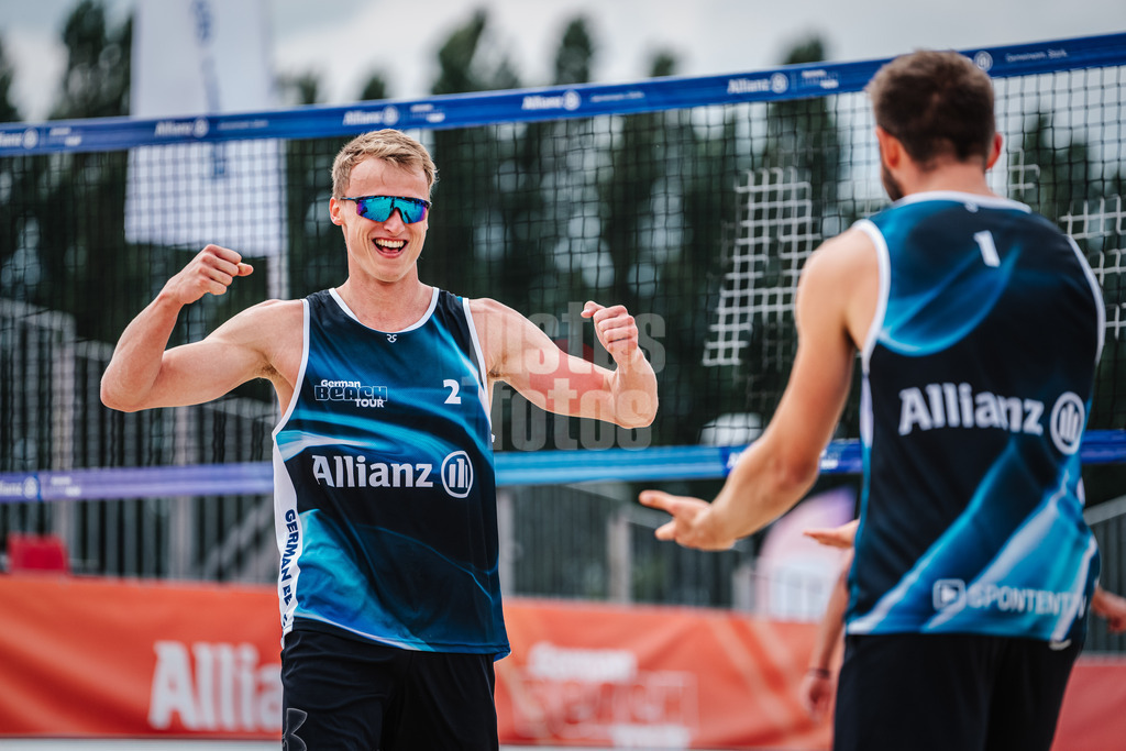 Beachvolleyball | Männer | German Beach Tour 2024 | Tourstop Bremen | 06.06.2024 | Cedrik Moede jubelt