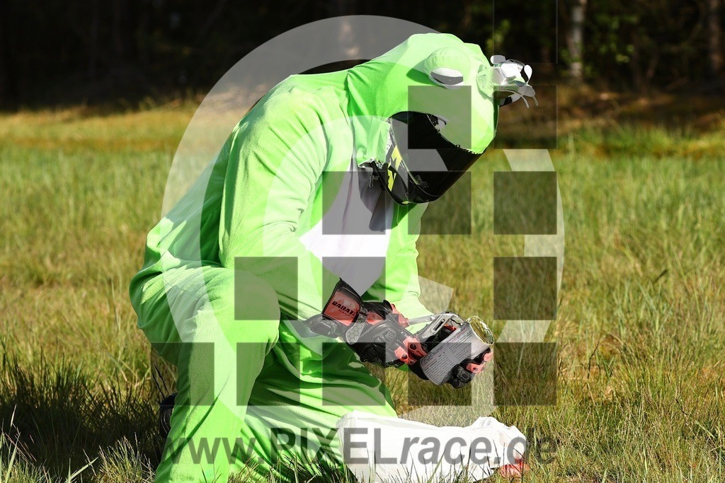 mopedrennen-20260514_12044 | Schöne Erinnerungen an spannende Momente - das festzuhalten ist unser Job. PIXELrace.de ist seit 2003 auf den Rennstrecken Europas unterwegs um die Action draußen beim Fahren und die wunderbare Stimmung imm Fahrerlager für euch einzufangen.