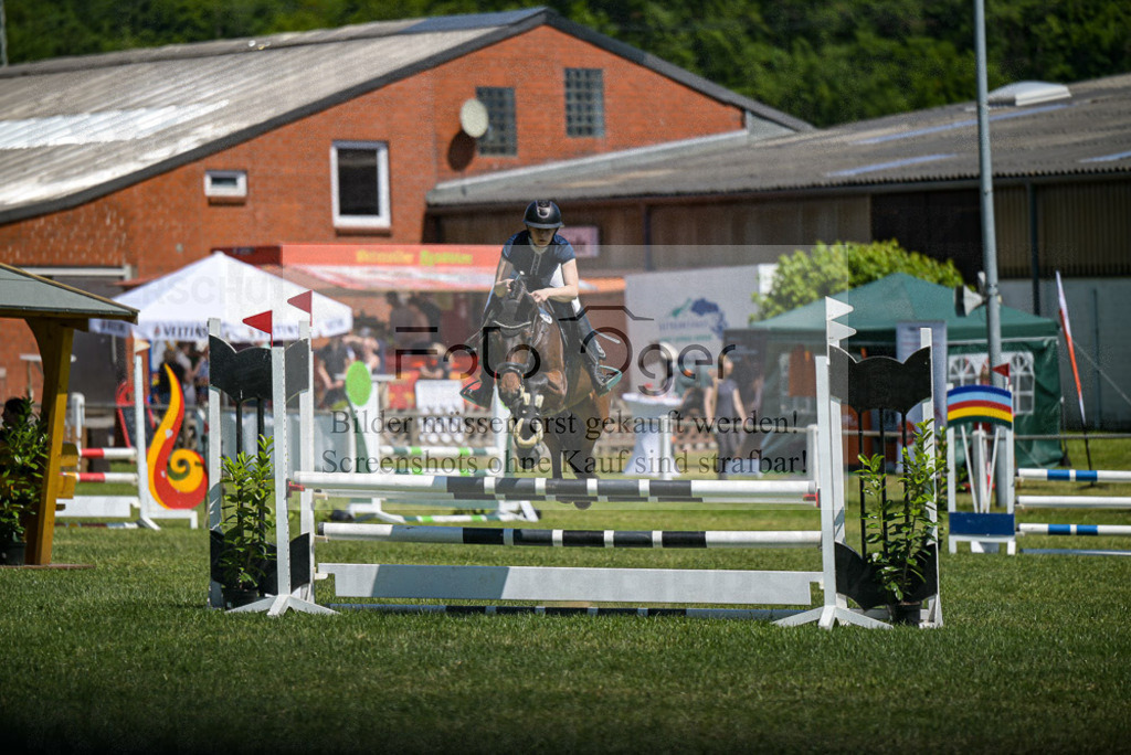 Reitturnier Voxtrup | Entdecke hochwertige Reitturnierfotos von Foto Oger. Professionell, emotional und authentisch – jetzt Lieblingsmomente im Shop bestellen.Deutschlandweite Turnierfotografie. - Realisiert mit Pictrs.com