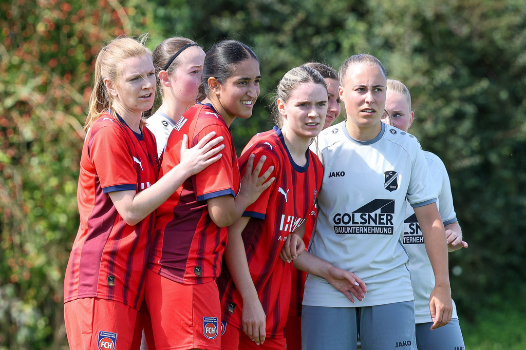 Fußball I FRAUEN I Saison 2025-2026 I Freundschaftsspiel I FC Loppenhausen - 1FC Heidenheim 1846 II I_250831_1614 | Fotopresso – Sportfotografie in Heidenheim & Umgebung. Professionelle Sportfotografie für unvergessliche Momente. Dynamische Action-Shots, emotionale Szenen & hochwertige Bilder. - Realisiert mit Pictrs.com