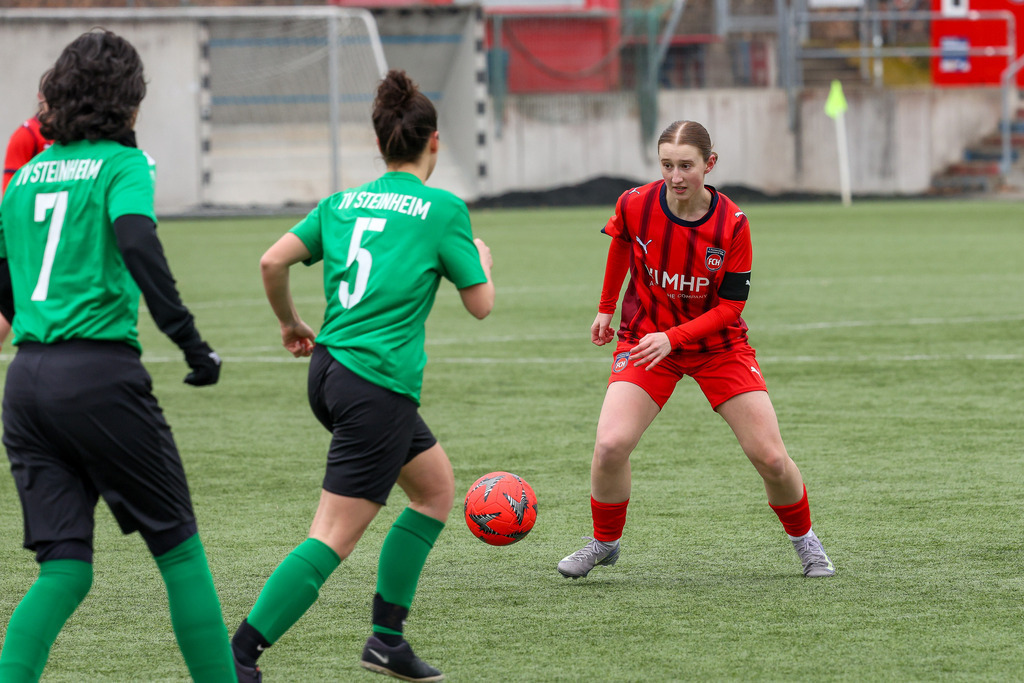 20260315-FCH-Steinheim_057 | 1.FC Heidenheim 1846 II vs. TV Steinheim, Fußball, Frauen, Bezirksliga, 2025/2026, 12. Spieltag, 15.03.2026 in Heidenheim, Kunstrasen b. Voith-Arena West(Foto: Michael Bulling) - Realisiert mit Pictrs.com