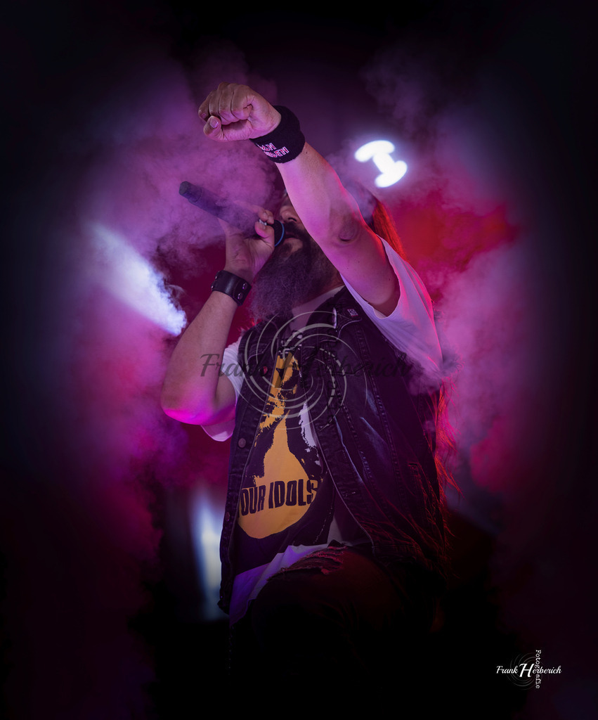 F.U.C.K Burgebrach | Frank Herberich Fotografie, Frank Herberich, Fotografie, Hochzeit, Portrait, St. Peter Ording, Ording, Westerhever, Nordsee, Frank Fotografie, Hardheim,  Odenwald,Walldürn, Band,Eventfotografie - Realisiert mit Pictrs.com