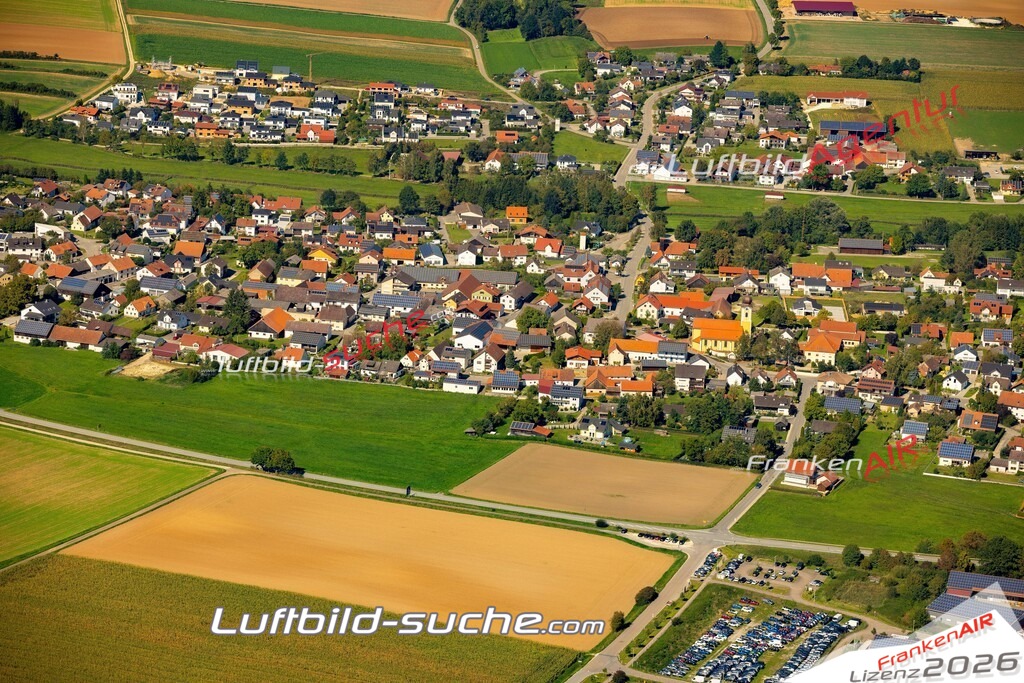 Das Luftbild zeigt :  Hausen - Die Luftaufnahme wurde 2023 vom UL-Flugzeug aus erstellt ( keine Drohne ) - Hochauflösende Luftaufnahme - Für grossformatige Ausdrucke geeignet. Die Geschenkidee !Mit Lizenz und Bildrechte bestellbar