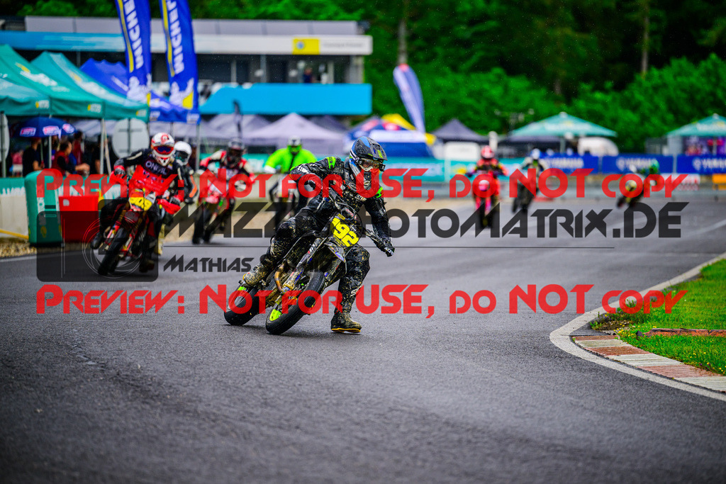 MaZZes_FotoMatrix_240608_6021986_6172 | S2