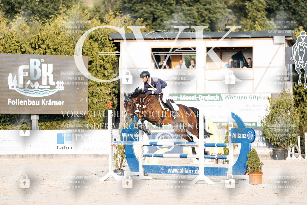CK900877 | Turnierfotografie Pferdefotografie Trier Rheinland-Pfalz Pferdesport Reitsport Tierfotografie Sportfotografie Pferdevideo Pferdevideografie Equestrianvideography equestrianphotography  - Realisiert mit Pictrs.com
