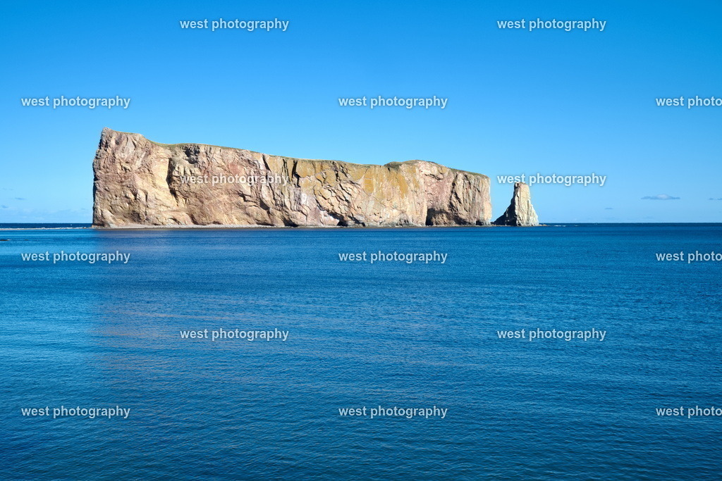 Rocher de Perc_ 1 - CAN 2022 | west photography - Realisiert mit Pictrs.com