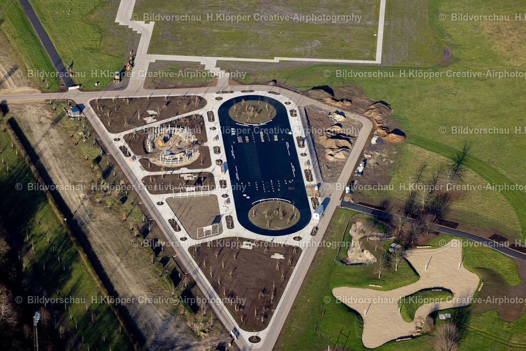 Luftbild Neuss-8952 | Luftbildfotografie Umbauarbeiten am Gelände der ehemaligen Rennbahn in Neuss im Bundesland Nordrhein-Westfalen, Deutschland - Realized with Pictrs.com