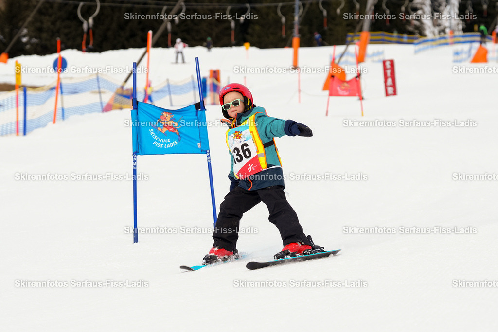 SRF_02.01.2026_0103 | Skirennfotos,Serfaus,Fiss,Ladis,Kinderskirennen,Winter,Tirol,Oberland,skirace,SFL,feelfree,weil wir's genießen,ski,Ski,skifahren,Sonnenplateau, - Realisiert mit Pictrs.com