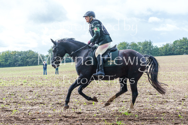 Jagd Perdoel 26 Sony-04097_MarinaHewig | Fotografie, FotoArt, PferdesportArt, Pferdesportfotografie, Landschaftsfotografie, Reisefotografie, Reise, Pferde - Realisiert mit Pictrs.com