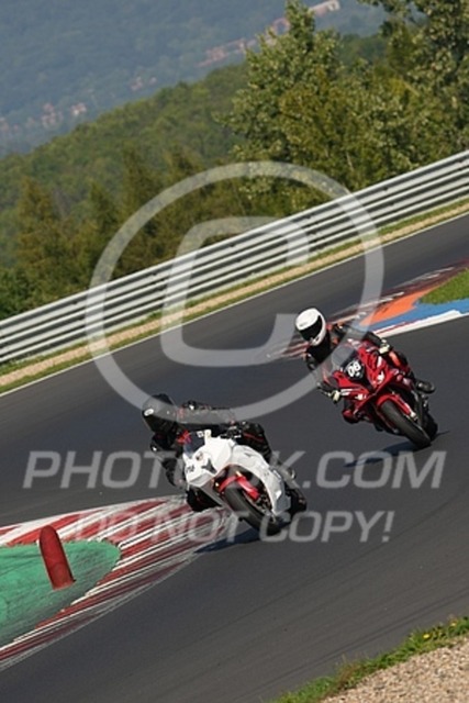 2023_09_09_PBK_25384 | Sportfotografie; SlowMotion; Video; Rennstrecke; Hafeneger; Speer; Racing; RSE; BMW; CBO; Trackday; Motorsportarena; Hockenheimring; Brno; Most; Barcelona; Valencia