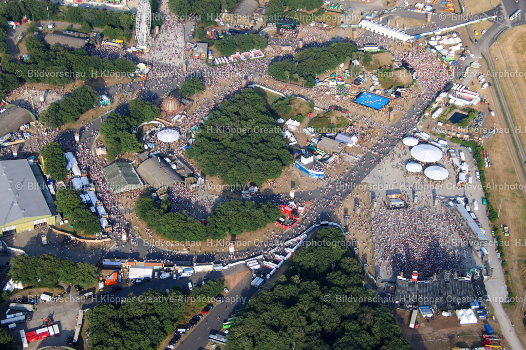 Weeze Parookaville 2022_ Creative_Airphotography H.Klöpper-6157 | Parookaville 2022 Weeze. Das größte Elektro Event Festival mit 220.000 Besucher.  - Realisiert mit Pictrs.com