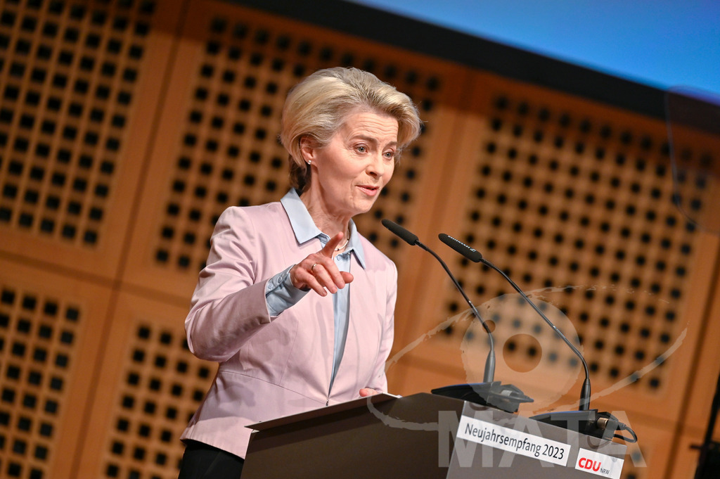 _DWI0868 | Politikerin Ursula von der Leyen beim CDU-NRW Neujahrsempfang in Düsseldorf. Düsseldorf, 28.01.2023 - Realisiert mit Pictrs.com