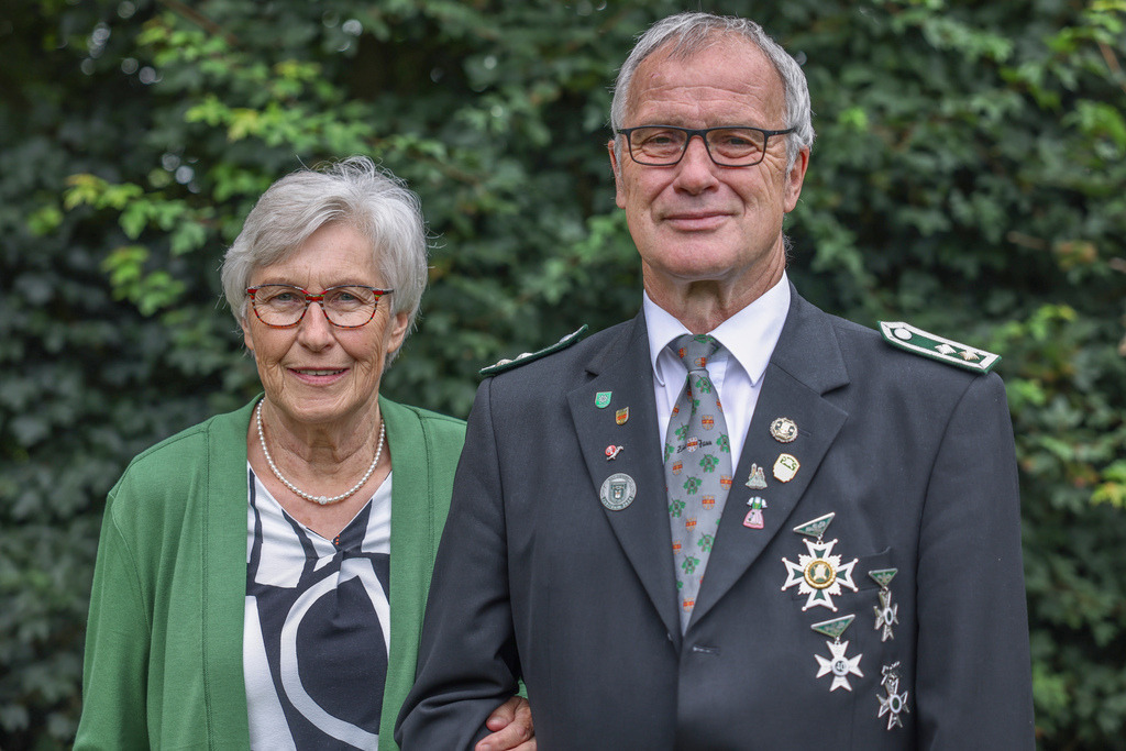 top-top.de 20240705-126 | Foto, Video, Fotografie, Videografie, Fotobox, DJ, Discjockey, Musik, Musikbox, Veranstaltung, Photobooth, Amazon, Ebay, Buchtipp, Bestseller, Autor, Verlag, Buch, Wesel, Hamminkeln, NRW, Dinslaken, Rees, Drohne, Hochzeit, Party, Fotobox, Wesel, Fotograf