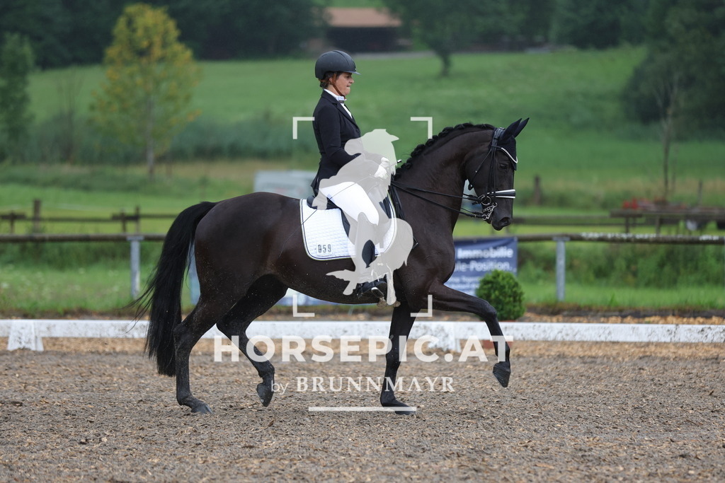 0P6A9695 | Willkommen bei Brunnmayr - Design & Fotografie – Ihrem Spezialisten für Reitturniere und Pferdeveranstaltungen in Oberösterreich, Salzburg und Bayern! Seit über 17 Jahren sind wir leidenschaftlich dabei.