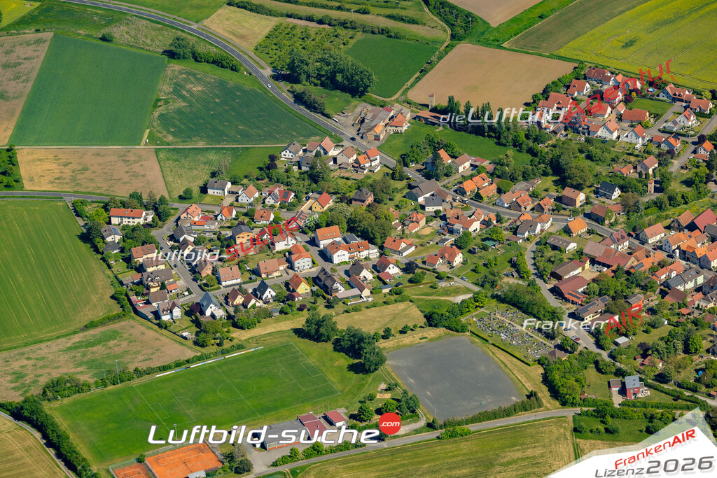 Luftbild Vs Google Maps  Westheim  Knetzgau -Das Luftbild wurde 2025 vom UL-Flugzeug heraus erstellt ( keine Drohne ) - Hochauflösende Luftaufnahme -Nicht vergleichbar mit Google Maps oder Satelittenbilder- Die Geschenkidee !Mit Lizenz und Bildrechte bestellbar