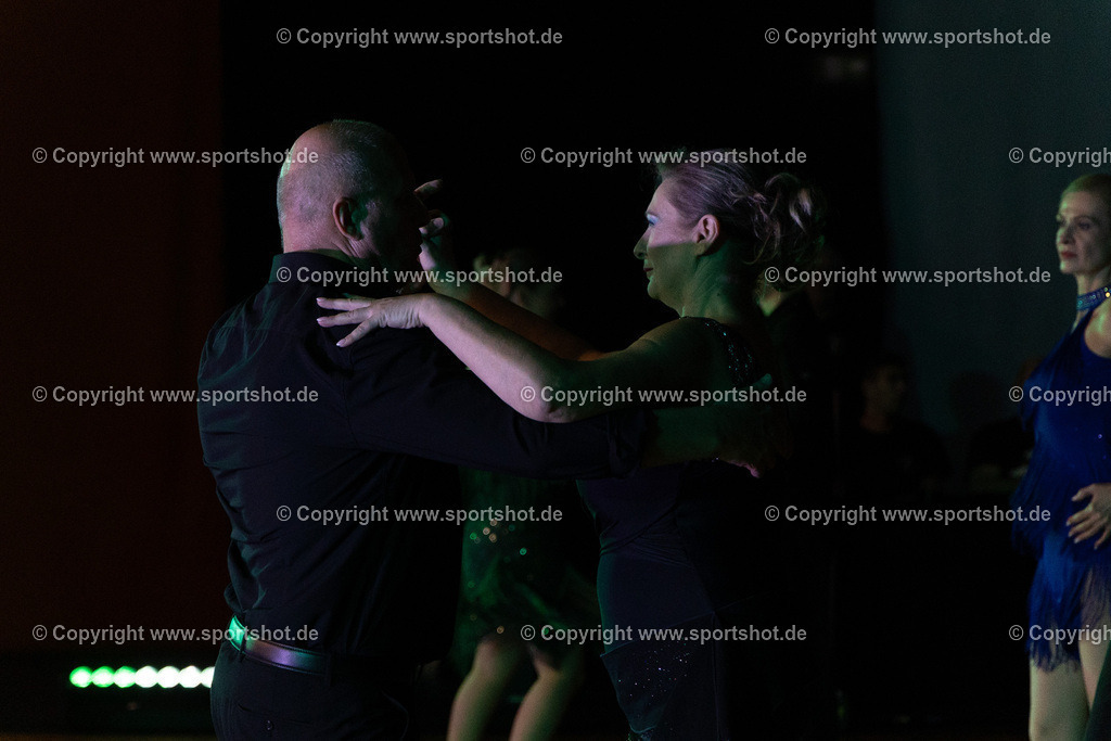 AR6_0245 | Rund um das Thema Sport-Event-Fotografie & individuelle Teilnehmerfotos. Jeder Teilnehmer wird fotografiert.