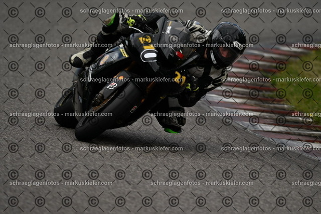 25bt02-0373 | markuskiefer.com - Realisiert mit Pictrs.com