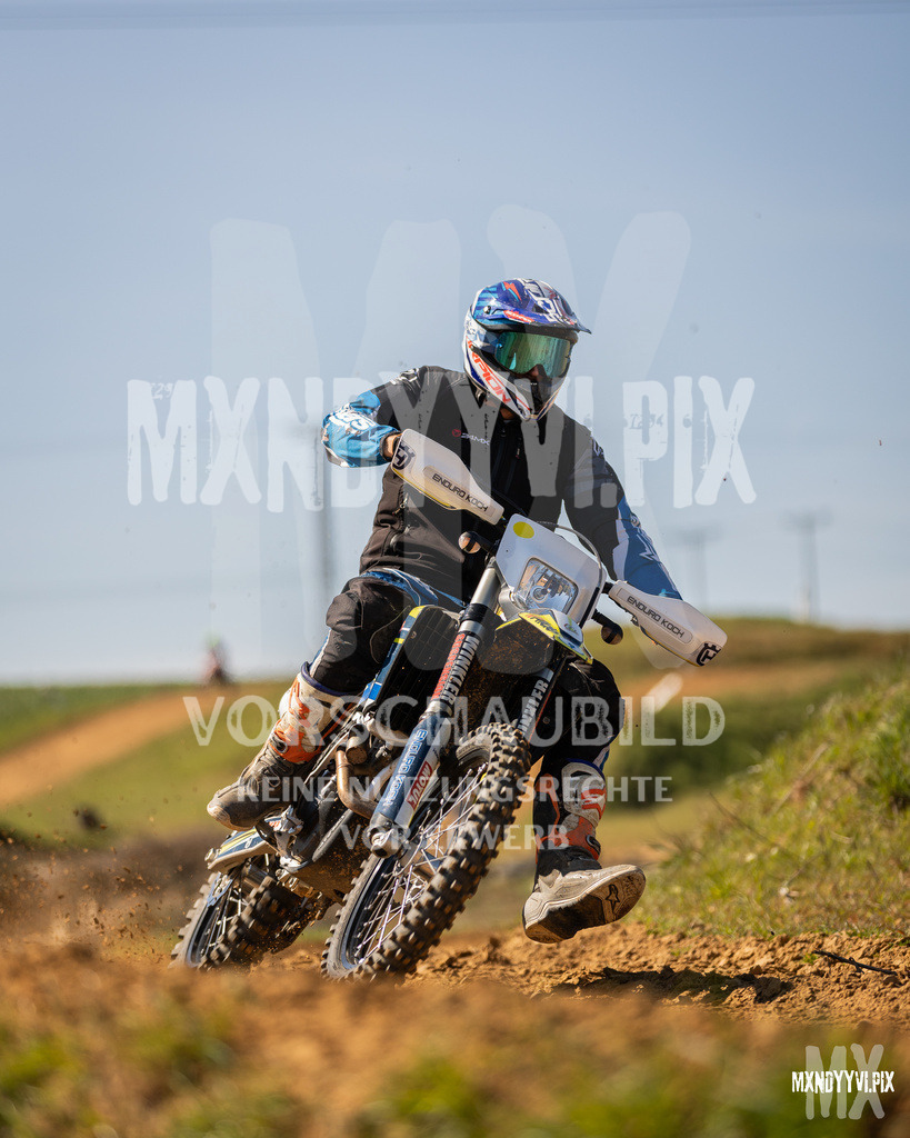 866A3166 | mxndyyvipix