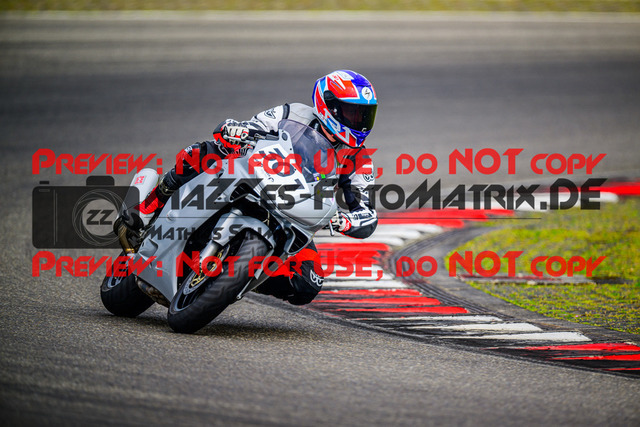 MaZZes_FotoMatrix_240717_6007705_6160 | INST