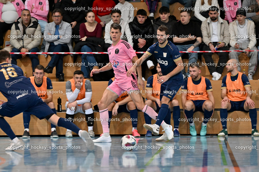 Carinthia Flamengo Futsal Club vs. Futsal Klagenfurt | #8 Ervin Jogic Carinthia Flamengo, #5 Rok Rednak Futsal Klagenfurt, Carinthia Flamengo Futsal Club vs. Futsal Klagenfurt, Carinthia Flamengo Futsal Club vs. Futsal Klagenfurt am 01.12.2024 in Klagenfurt (Ballspielhalle Viktring), Austria, (Photo by Bernd Stefan)
