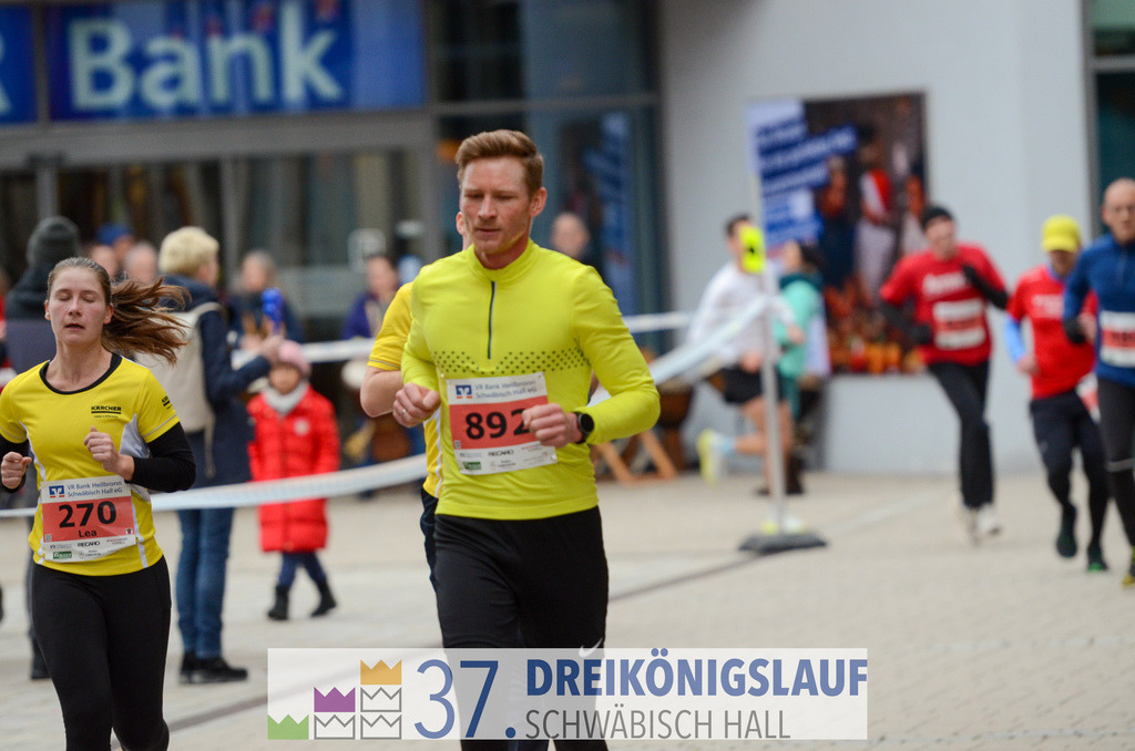 VR Bank Hauptlauf 10000m | 3 Koenigslauf 2023 - Realisiert mit Pictrs.com