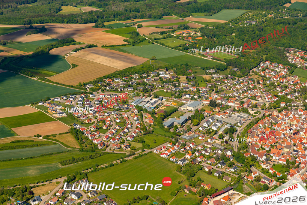 Das Luftbild zeigt :  Wemding - Die Luftaufnahme wurde 2024 vom UL-Flugzeug aus erstellt ( keine Drohne ) - Hochauflösende Luftaufnahme - Für grossformatige Ausdrucke geeignet. Die Geschenkidee !Mit Lizenz und Bildrechte bestellbar