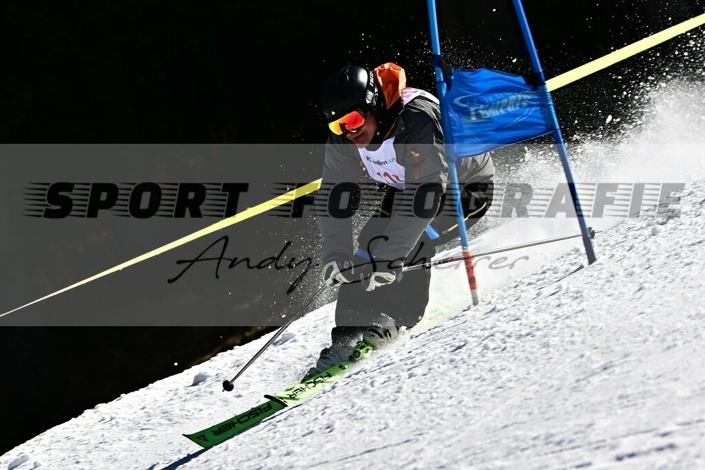 DSC_8994a | Kaufen Sie Sportbilder im Onlineshop von Andy Scherrer Sportfotografie. Faszinierende Bilder von Sportevents aus der ganzen Schweiz. Fussball, Frauenfussball, Unihockey, Handball, Schwingen und weiteren Sportarten. - Realisiert mit Pictrs.com