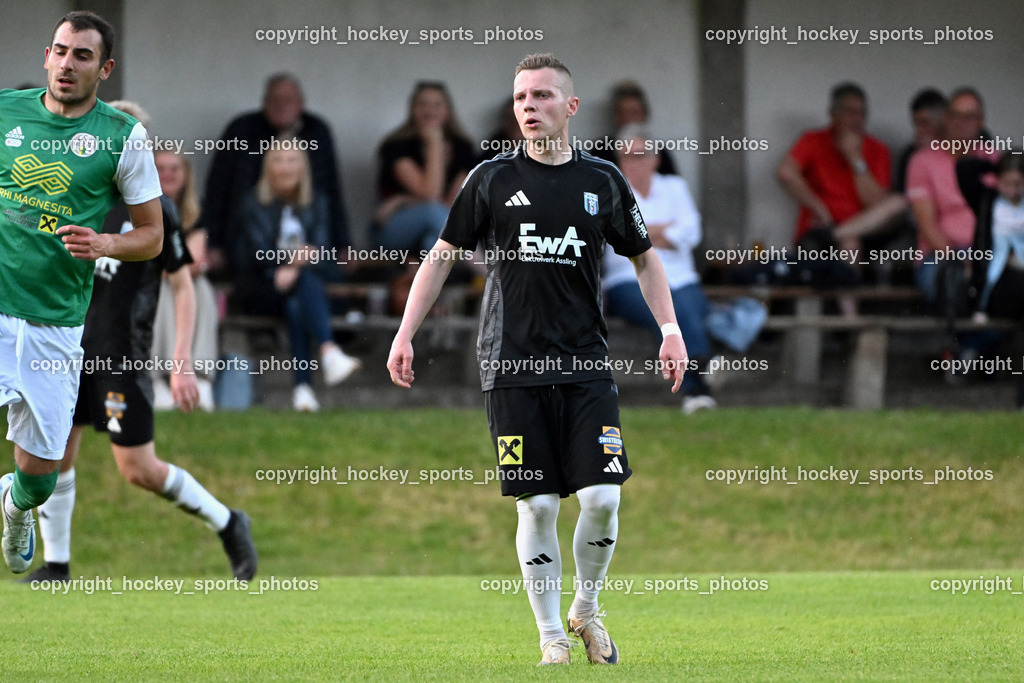 WSG Radenthein vs. URC Thal Assling | #72 Jasmin Dindic URC Thal Assling, WSG Radenthein vs. URC Thal Assling, WSG Radenthein vs. URC Thal Assling am 30.05.2025 in Radenthein (Sportplatz Radenthein), Austria, (Photo by Bernd Stefan)