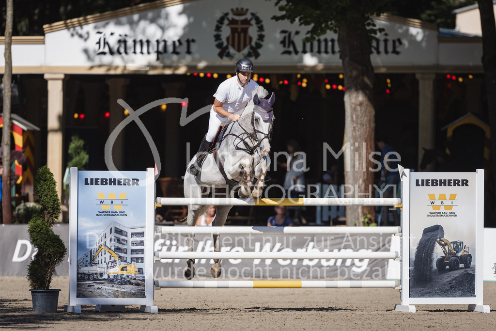230909_OWLCh_MediumTour-219 | Deine schönsten Turniermomente als professionelle Fotos! Entdecke hochwertige Pferdesport-Fotografie im Online-Shop. Jetzt Fotos finden & bestellen!