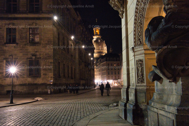 Dresden_Night | Fotografie Photography Dresden Photoshooting  Fotoshooting Fotografin Dresdencity Bilder  Foto Dresdenvideos Kalender Postkarten Bilderdownload Portrait Hochzeitsfotografie Familienfotos Bewerbungsbilder Studiofotografie Fotograf Dresdenbilder Business - Realisiert mit Pictrs.com