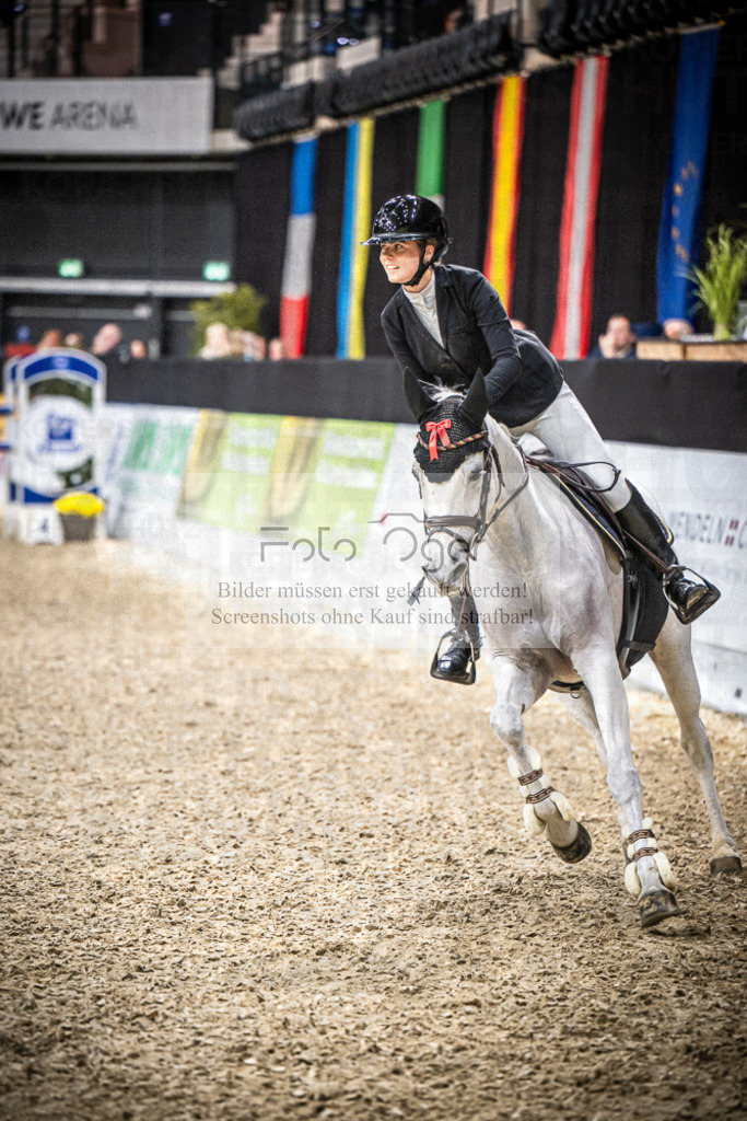 DOS_2127 | Entdecke hochwertige Reitturnierfotos von Foto Oger. Professionell, emotional und authentisch – jetzt Lieblingsmomente im Shop bestellen.Deutschlandweite Turnierfotografie. - Realisiert mit Pictrs.com
