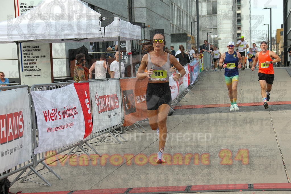 250920_1520_EX1_8970 | Sportfotografie im Rhein-Sieg Kreis, Köln, Bonn, NRW, Rheinland Pfalz, Hessen, etc. Unser Tätigkeitsfeld umfasst den Laufsport vom Volkslauf über den Marathon, Duathlon, Triathon bis zum Ultralauf wie Kölnpfad Ultra oder Schindertrail.