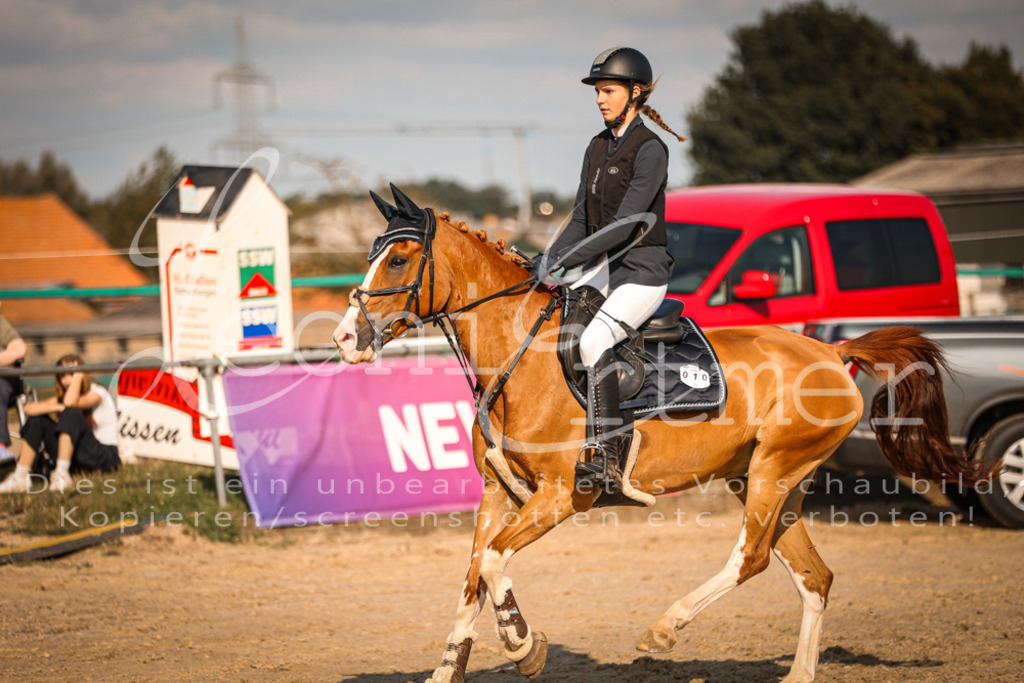 01.FrSpE00310 | Leoni Ertmer Photography - Realisiert mit Pictrs.com