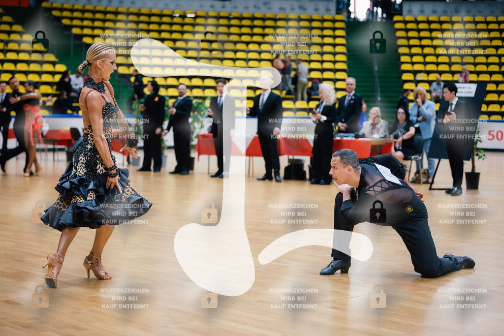 Hessen Tanzt WDSF International Open Latin 1st (17) Artur Balandin _ Anna Salita (T.T.C. Rot-Weiß-Silber Bochum)-2025-05-18-4124 | Webshop for digital downloads and prints of dance sport, event & show photographer Julian Link - Realisiert mit Pictrs.com