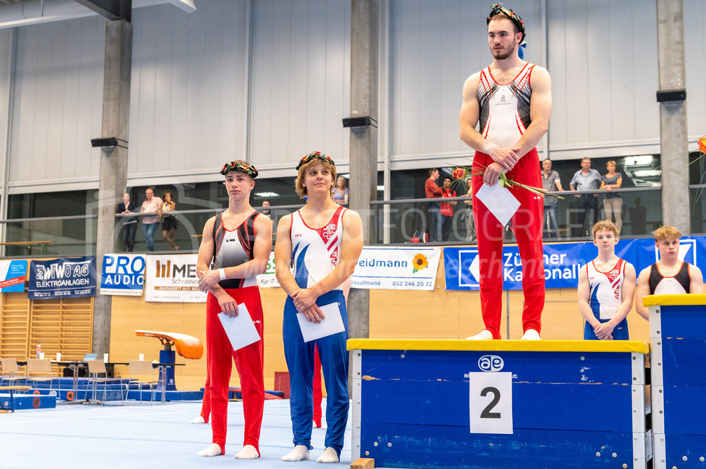 104. Zürcher Kunstturnertage Neftenbach - 14. May 2022 | 104. Zürcher Kunstturnertage Neftenbach
Turnhalle Ebni, Neftenbach
Programm 6 (P6)
Bild: Sportfotografie Markus Aeschimann | www.markus-aeschimann.ch - Realisiert mit Pictrs.com